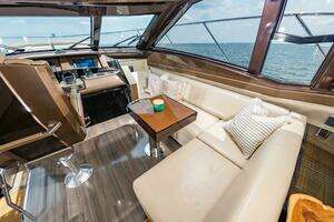 2013 Marquis 63 Sport Yacht thumbnail 32