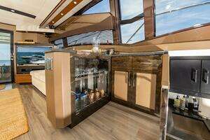 2013 Marquis 63 Sport Yacht thumbnail 30