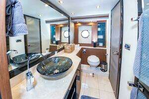 2013 Marquis 63 Sport Yacht thumbnail 49