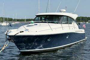 Silver Lining, name reserved 2017 Tiara Yachts 39 Coupe Yacht For Sale in Bristol RI