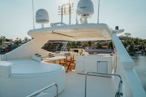 2007 Ferretti Yachts 881 thumbnail 7
