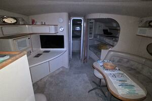 1995 Sea Ray 400 Express thumbnail 23