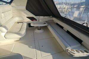 1995 Sea Ray 400 Express thumbnail 3
