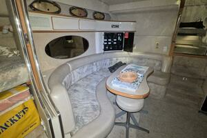 1995 Sea Ray 400 Express thumbnail 31