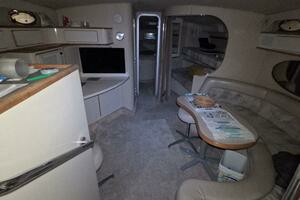 1995 Sea Ray 400 Express thumbnail 21