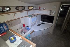 1995 Sea Ray 400 Express thumbnail 24