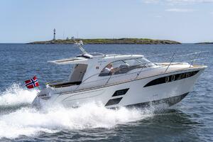 Photo 4562190 for 2026 Marex 310 Sun Cruiser  