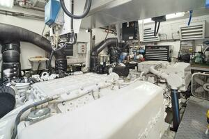 2001 Mangusta 72 thumbnail 73