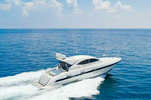 2001 Mangusta 72 thumbnail 7