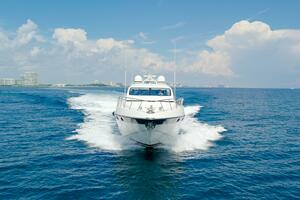 2001 Mangusta 72 thumbnail 18