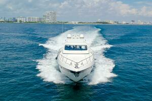 2001 Mangusta 72 thumbnail 14