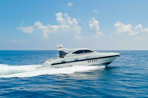 2001 Mangusta 72 thumbnail 6