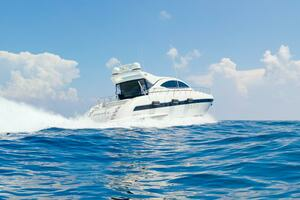 2001 Mangusta 72 thumbnail 21