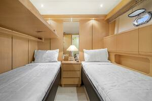 2001 Mangusta 72 thumbnail 68