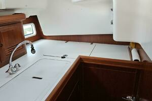 2002 Beneteau Limited Edition 411 thumbnail 14