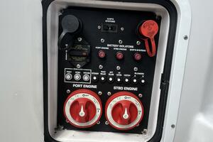 Photo 5992168 for 2008 Four Winns V338 Seas the Day 