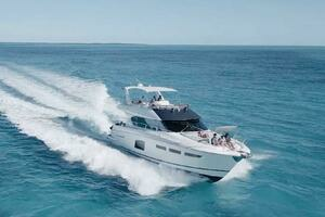 2013 Prestige 620 thumbnail 3