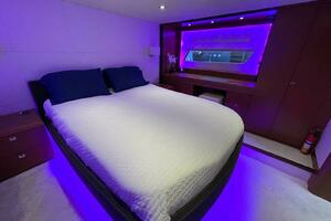 2013 Prestige 620 thumbnail 19