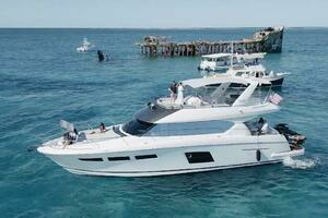 2013 Prestige 620 thumbnail 1