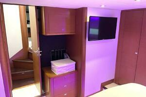2013 Prestige 620 thumbnail 21