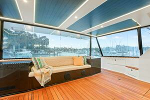 2021 Valder Yachts Power Cat thumbnail 6