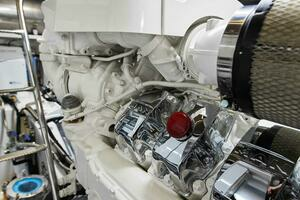 2021 Valder Yachts Power Cat thumbnail 24