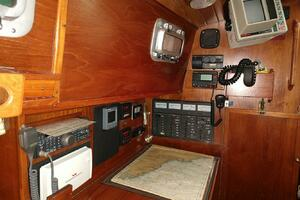 1988 Brewer STEEL HULL Kaiulani thumbnail 14