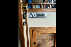 Back Porch 32ft Nimble Yacht For Sale