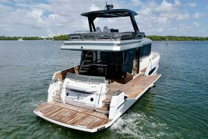 2022 Okean Flybridge 50 thumbnail 2