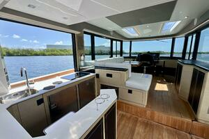 2022 Okean Flybridge 50 thumbnail 14