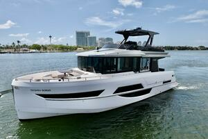 2022 Okean Flybridge 50 thumbnail 3