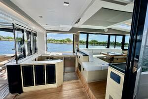 2022 Okean Flybridge 50 thumbnail 7