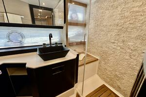 2022 Okean Flybridge 50 thumbnail 19
