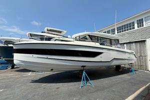 In Stock 38ft Wellcraft Yacht For Sale