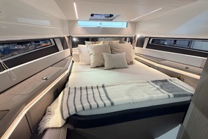 In Stock 38ft Wellcraft Yacht For Sale