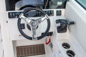 Photo 4579890 for 2025 Sailfish 276 DC  