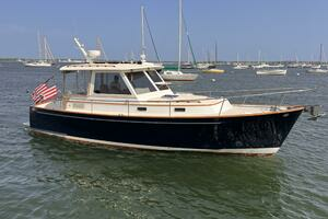 Indigo 2007 Bruckmann 34e Yacht For Sale in Jamestown RI
