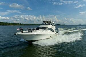 Greatest Escape 2006 Sea Ray Sedan Bridge Yacht For Sale in Orange Beach AL