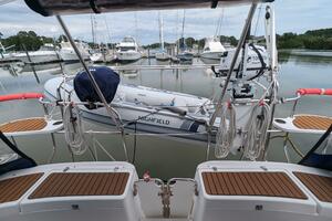 Barefoot Journey 50ft Hunter Yacht For Sale