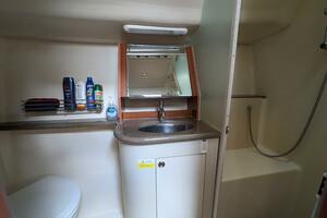 Barefoot Journey 50ft Hunter Yacht For Sale
