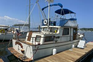 1977 Marine Trader thumbnail 1