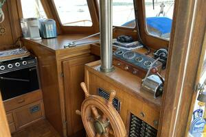 1977 Marine Trader thumbnail 8