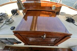 1982 Whitby Yachts thumbnail 33