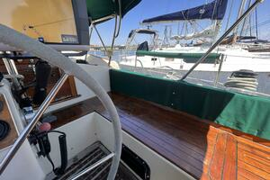 1982 Whitby Yachts thumbnail 28