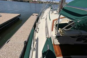 1982 Whitby Yachts thumbnail 37