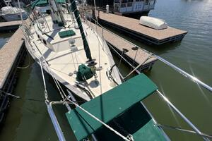 1982 Whitby Yachts thumbnail 43