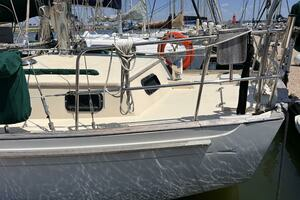 1982 Whitby Yachts thumbnail 9