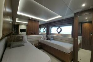 2019 Sunseeker thumbnail 25