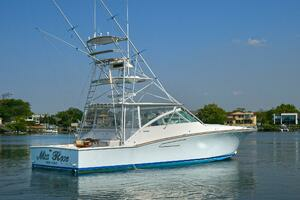 Miss Rose 1999 Cabo Yachts 45 Express Yacht For Sale in Long Beach NY