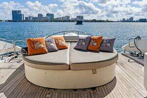 2001 Sunseeker Predator thumbnail 9